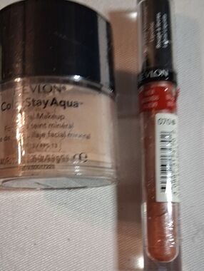 Revlon Cream Face Powder & Shimmery Copper Lip Shine